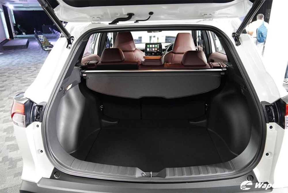 Cốp xe của Toyota Corolla Cross 