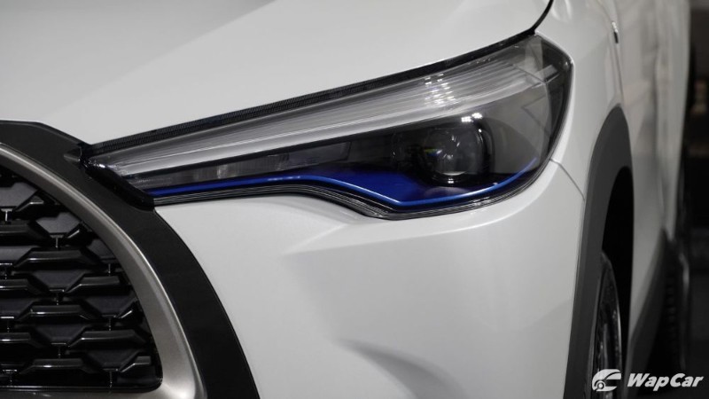 Đ&egrave;n pha của Toyota Corolla Cross 