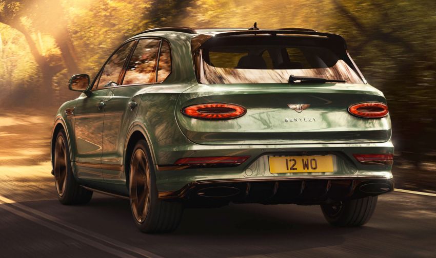 Bentley Bentayga 2021 vẫn dùng động cơ mạnh mẽ như trước