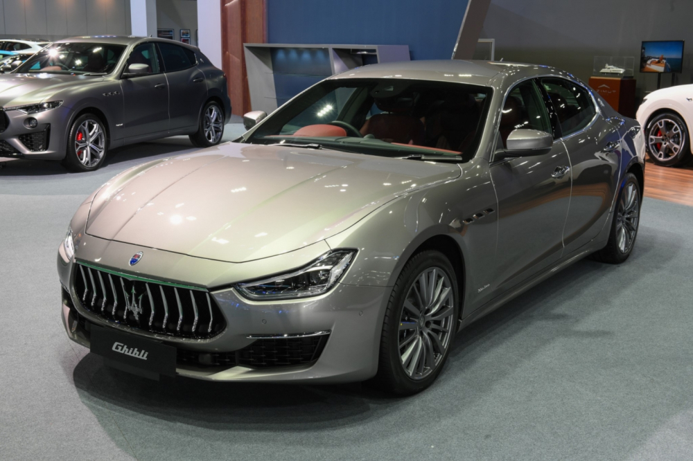Sedan hạng sang tầm trung Maserati Ghibli...