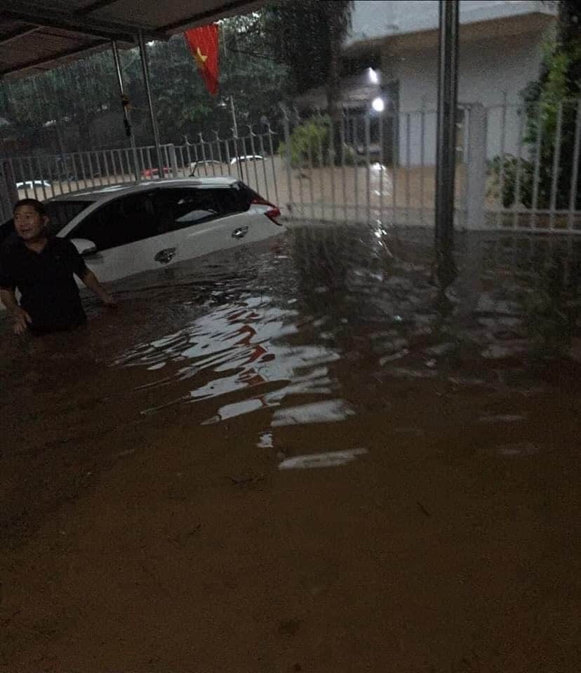 Có khu vực tại thành phố Hà Giang còn ngập đến 1 m