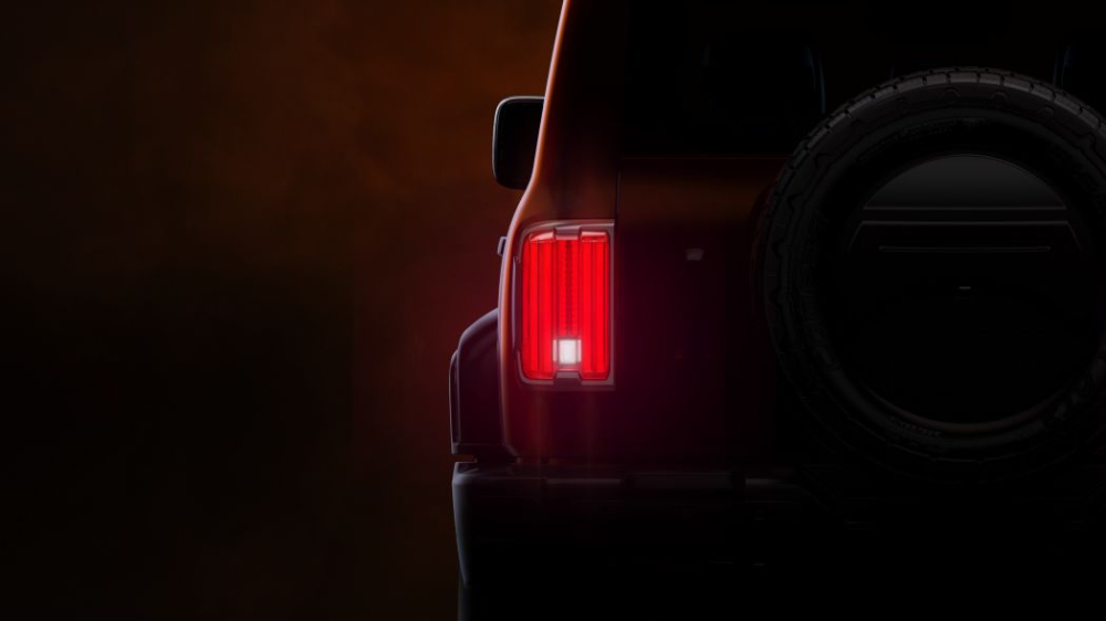 Mẫu SUV Trung Quốc n&agrave;y d&ugrave;ng đ&egrave;n hậu nằm dọc