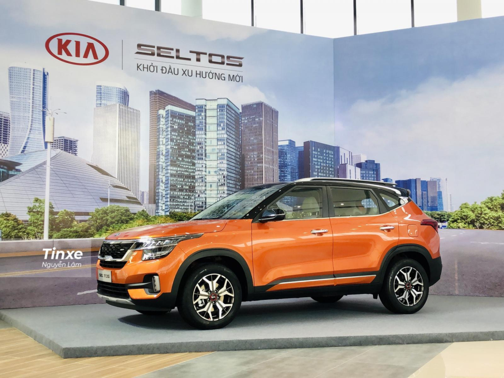 Kia Seltos 2020 ch&iacute;nh thức ra mắt Việt Nam với 4 phi&ecirc;n bản gi&aacute; từ 589 triệu đồng