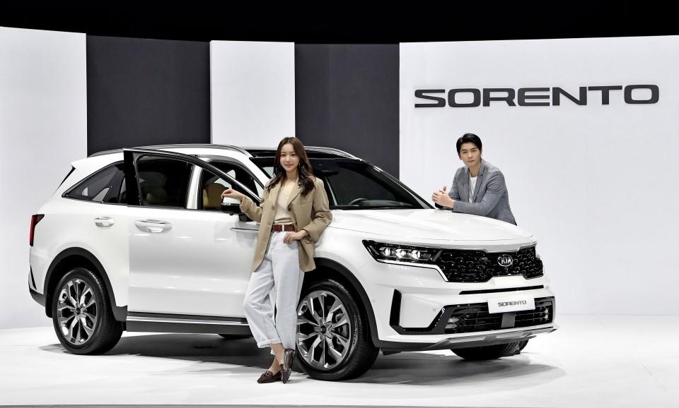 Kia Sorento tại Việt Nam sẽ &ldquo;nhảy c&oacute;c&rdquo; một đời, được n&acirc;ng cấp l&ecirc;n thế hệ thứ 4 mới nhất