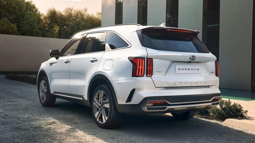 Kia Sorento 2021 sở hữu ngoại h&igrave;nh cứng c&aacute;p hơn với diện mạo lột x&aacute;c to&agrave;n bộ