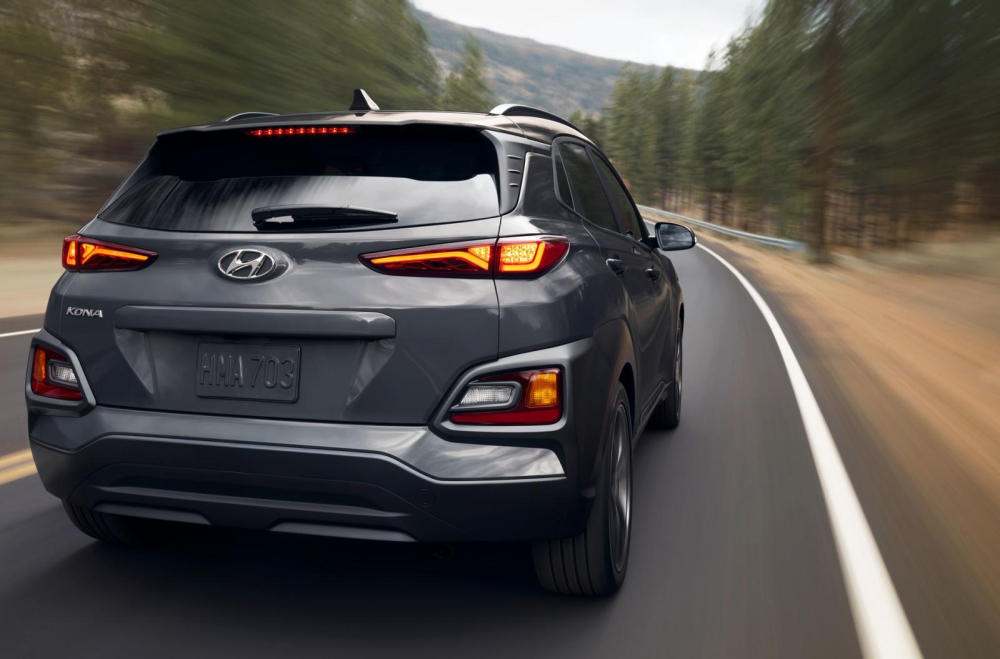 Hyundai Kona Night Edition 2021 được trang bị động cơ tăng áp 1,6 lít