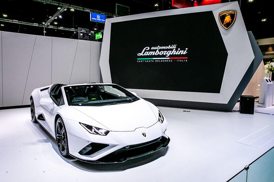 Si&ecirc;u xe Lamborghini Huracan EVO RWD Spyder đầu ti&ecirc;n đến Th&aacute;i Lan