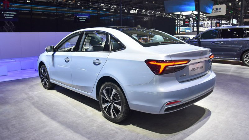 Ph&iacute;a sau&nbsp;của xe điện Roewe ER6 2020