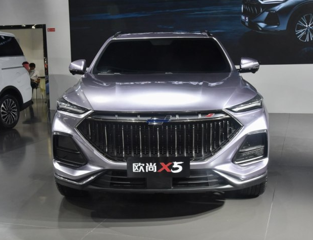 Trực diện đầu xe Oshan X5