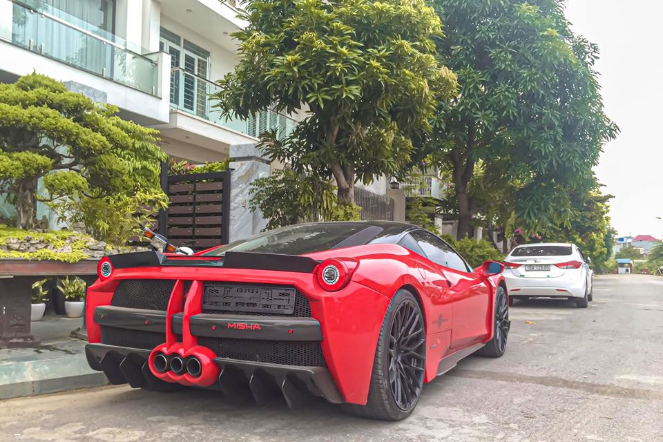 Siêu xe Ferrari 458 Italia độ body kit Misha Designs độc nhất Việt Nam 