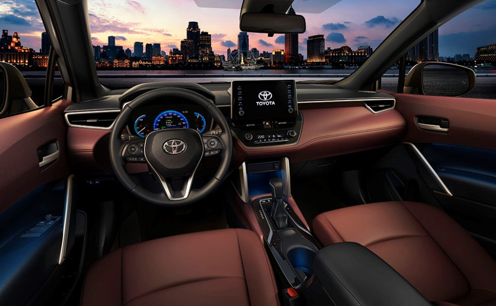 Tổng thể nội thất của Toyota Corolla Cross kh&aacute; hiện đại