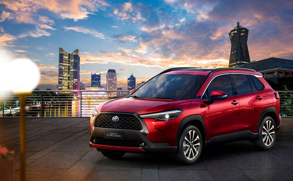 K&iacute;ch thước tổng thể của Toyota Corolla Cross lớn hơn c&aacute;c mẫu SUV cỡ B nhưng lại nhỏ hơn một ch&uacute;t so với cỡ C