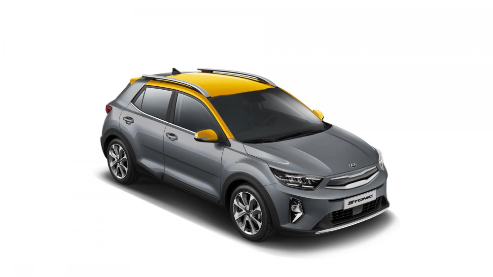 Kia Stonic 2021 màu xám Storm Grey với nóc màu vàng mới Kia Stonic 2021 màu xám Storm Grey với nóc màu vàng mới