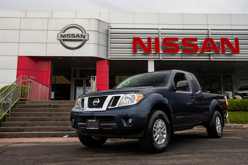 Nissan Frontier 2020 mang nhiều điểm n&acirc;ng cấp vượt trội so với đời 2007