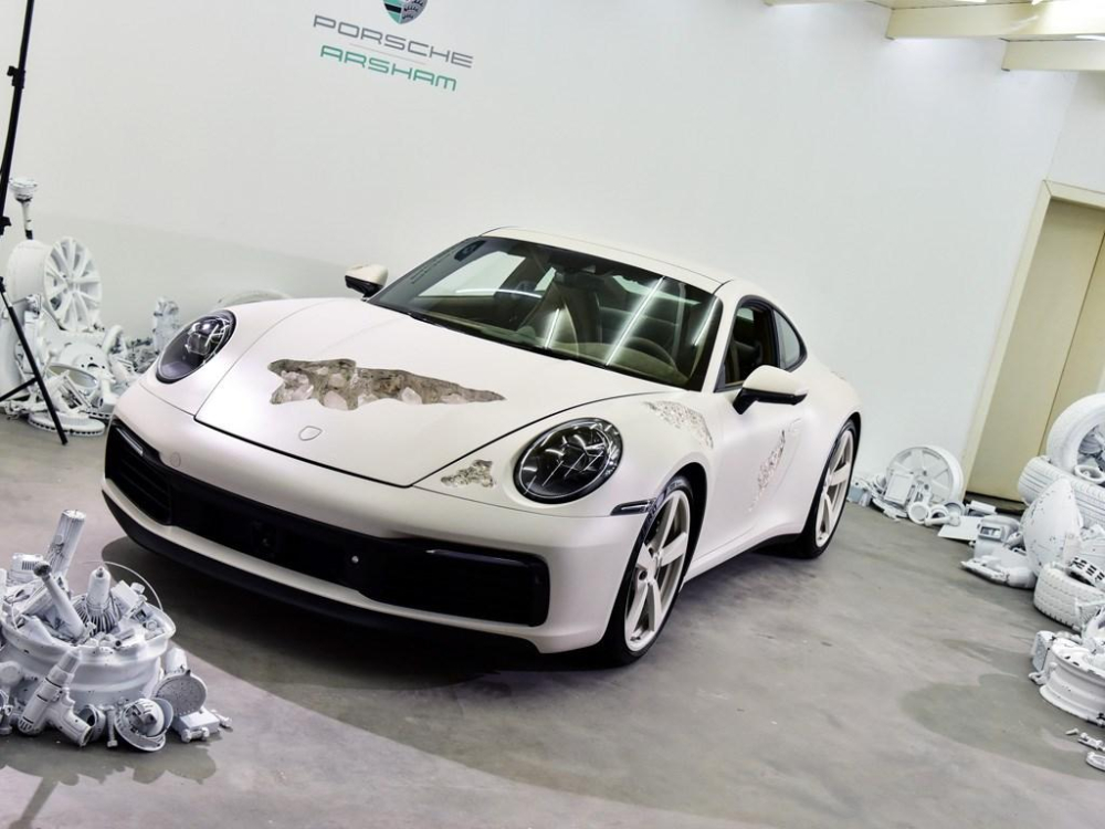 Chiếc&nbsp;Porsche 911 Art Car n&agrave;y l&agrave; t&aacute;c phẩm nghệ thuật&nbsp;của&nbsp;Daniel Arsham