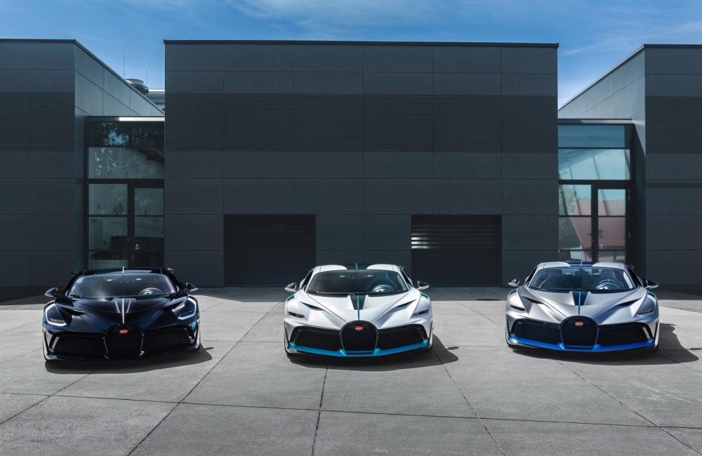 L&ocirc; h&agrave;ng Bugatti Divo đầu ti&ecirc;n đ&atilde; xuất xưởng