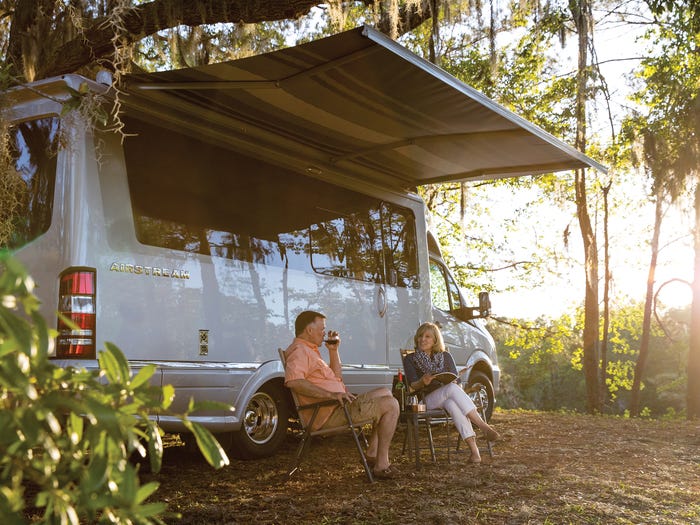 Airstream Atlas 2020 có khả năng vận hành dài ngày cách xa mạng lưới điện