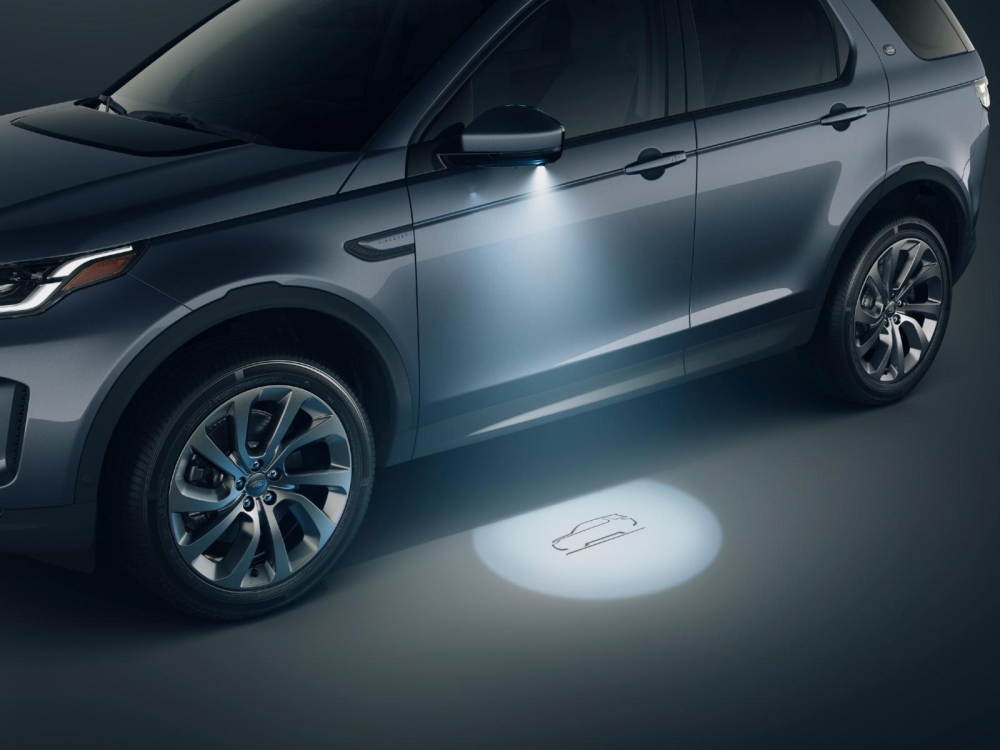Giá xe Land Rover Discovery Sport 2020