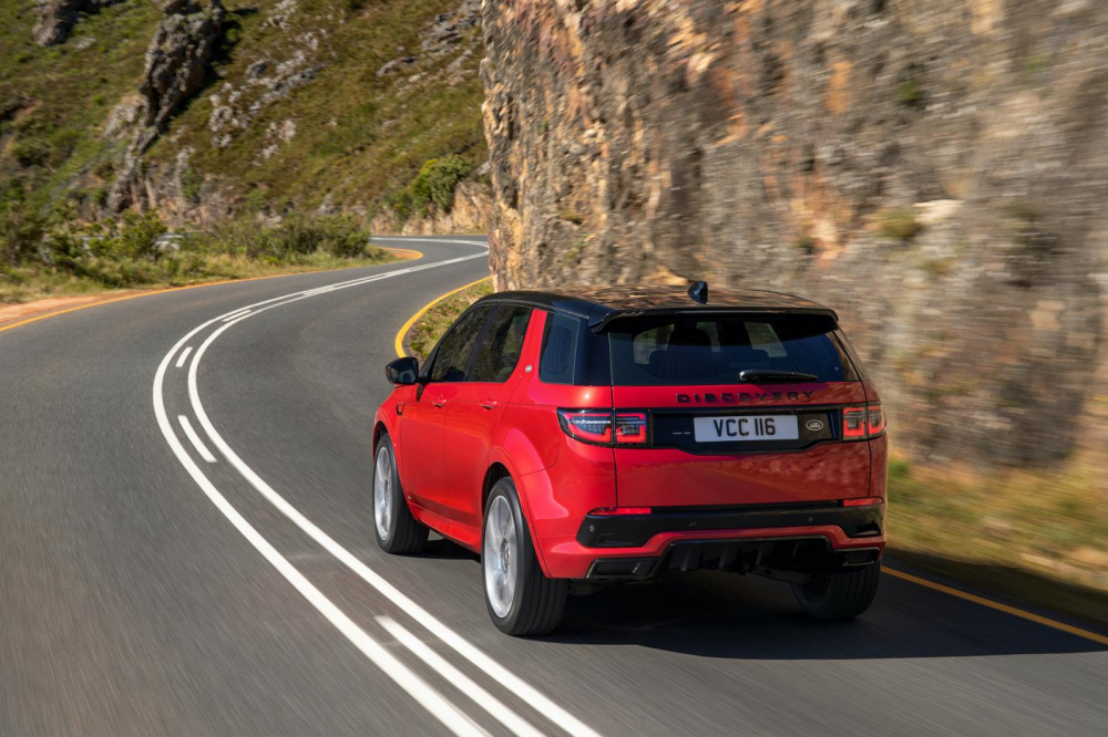 Giá xe Land Rover Discovery Sport 2020