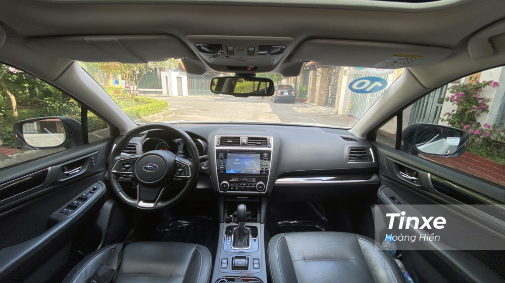 Tổng quan về thiết kế th&igrave; Subaru Outback kh&aacute; đơn giản v&agrave; k&eacute;m sự trau truốt trong đường n&eacute;t.