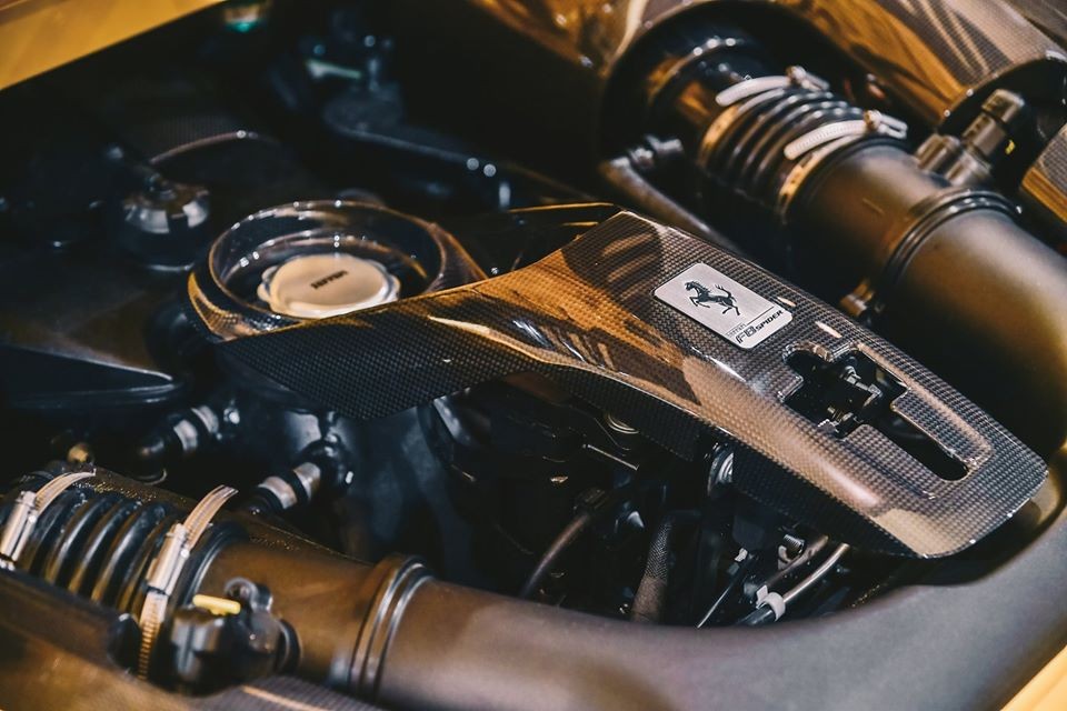 Siêu xe mui trần Ferrari F8 Spider có công suất 711 mã lực Siêu xe mui trần Ferrari F8 Spider có công suất 711 mã lực