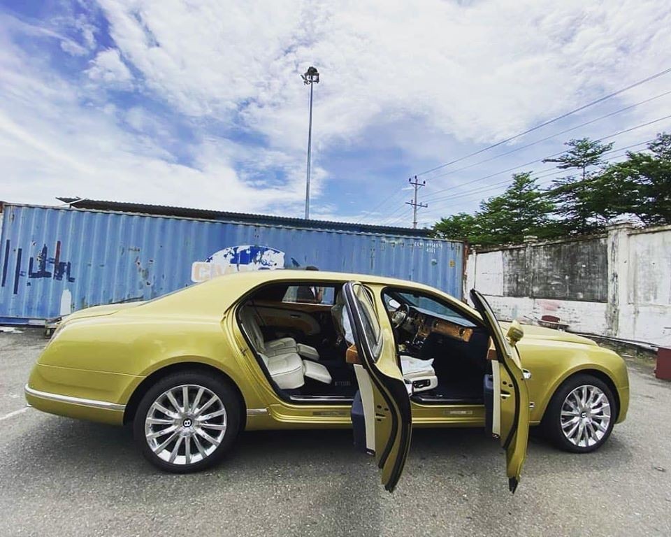 Chiếc Bentley Mulsanne n&agrave;y thuộc bản trục cơ sở d&agrave;i