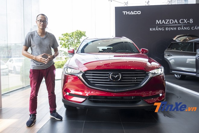 Mazda CX-8 l&agrave; mẫu xe được xem l&agrave; ti&ecirc;n phong trong cuộc đua đưa c&ocirc;ng nghệ an to&agrave;n chủ động về Việt Nam.