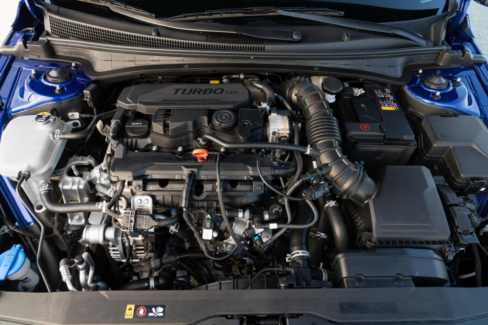 Động cơ Turbo 1.6L trên Hyundai Elantra N Line Động cơ Turbo 1.6L trên Hyundai Elantra N Line