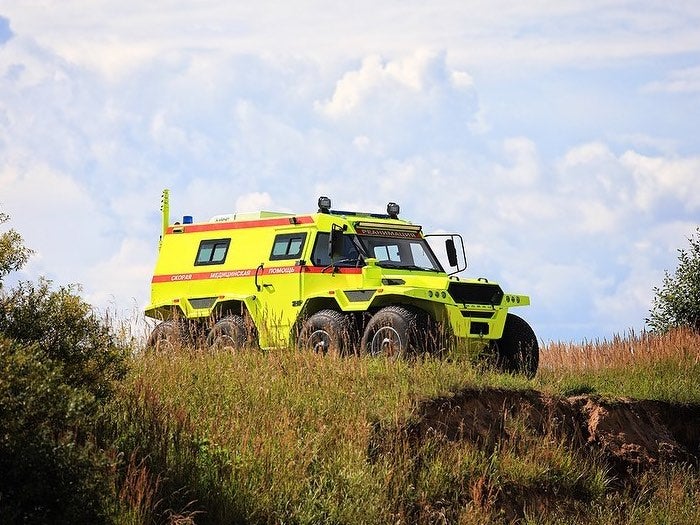 Avtoros Shaman Ambulance l&agrave; một chiếc xe cứu thương 8x8 rất đặc biệt