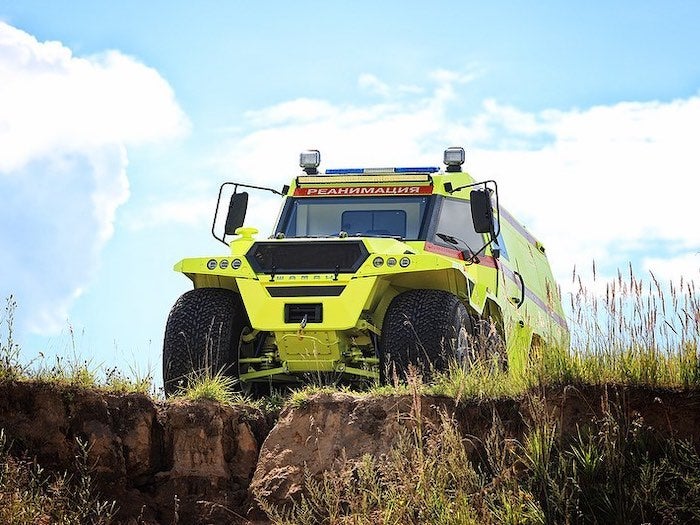 Shaman Ambulance ho&agrave;n to&agrave;n ph&ugrave; hợp để ứng cứu những nơi xa x&ocirc;i, hẻo l&aacute;nh