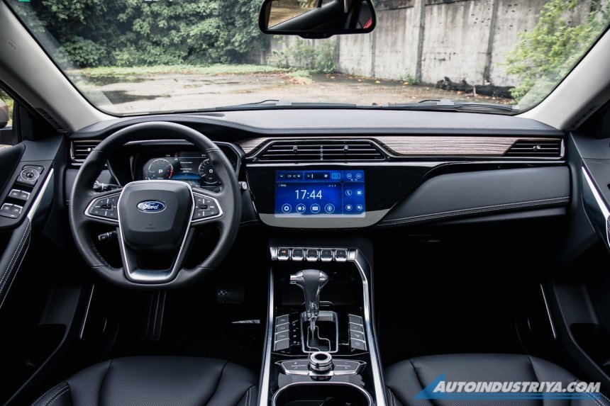 Nội thất bên trong Ford Territory 2020 tại Philippines