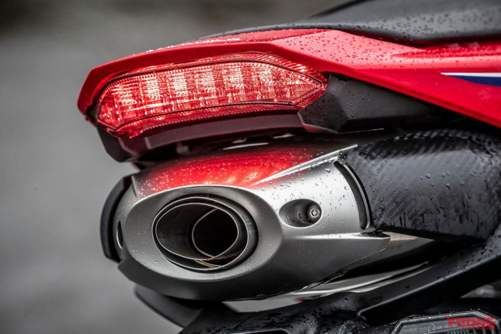 Thiết kế đu&ocirc;i xe Honda CBR600RR 2021