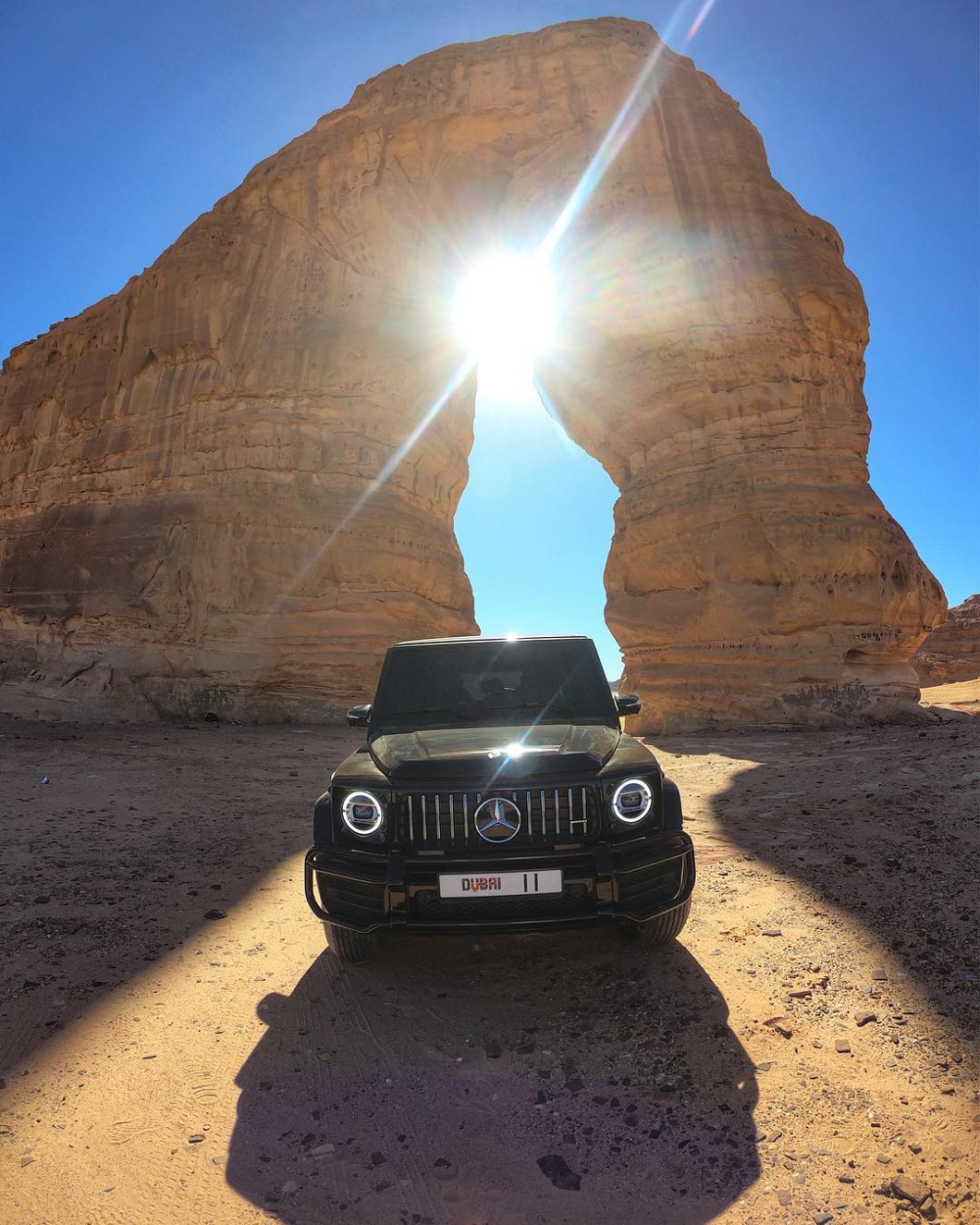 Còn đây mới chính là chiếc xe Mercedes-AMG G-Class mà Hoàng tử Dubai hay lái. Xe thuộc phiên bản đời mới nhất Còn đây mới chính là chiếc xe Mercedes-AMG G-Class mà Hoàng tử Dubai hay lái. Xe thuộc phiên bản đời mới nhất