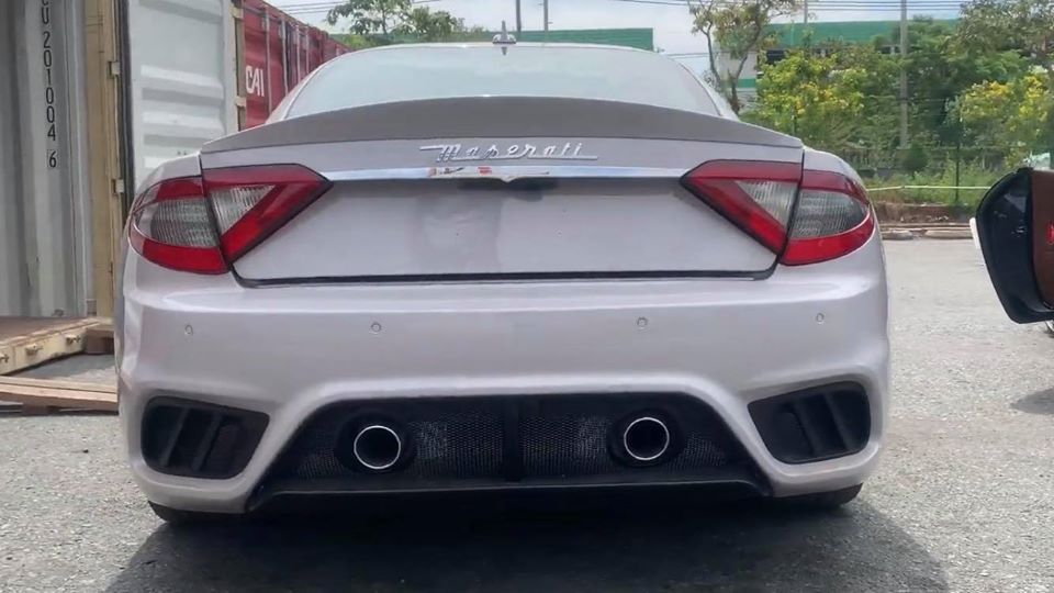 Thiết kế đu&ocirc;i xe Maserati GranTurismo MC