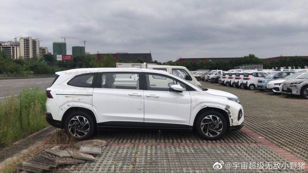 Hyundai Custo bất ngờ lộ diện tại Trung Quốc
