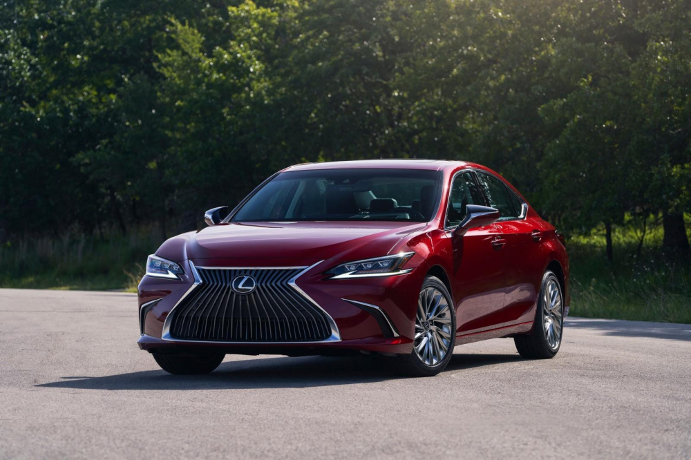 Lexus ES 250 AWD 2021 mới ra mắt thị trường Mỹ