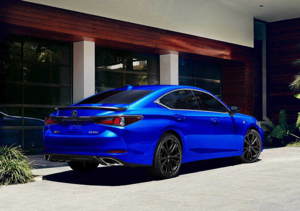 Lexus ES Black Line Special Edition 2021