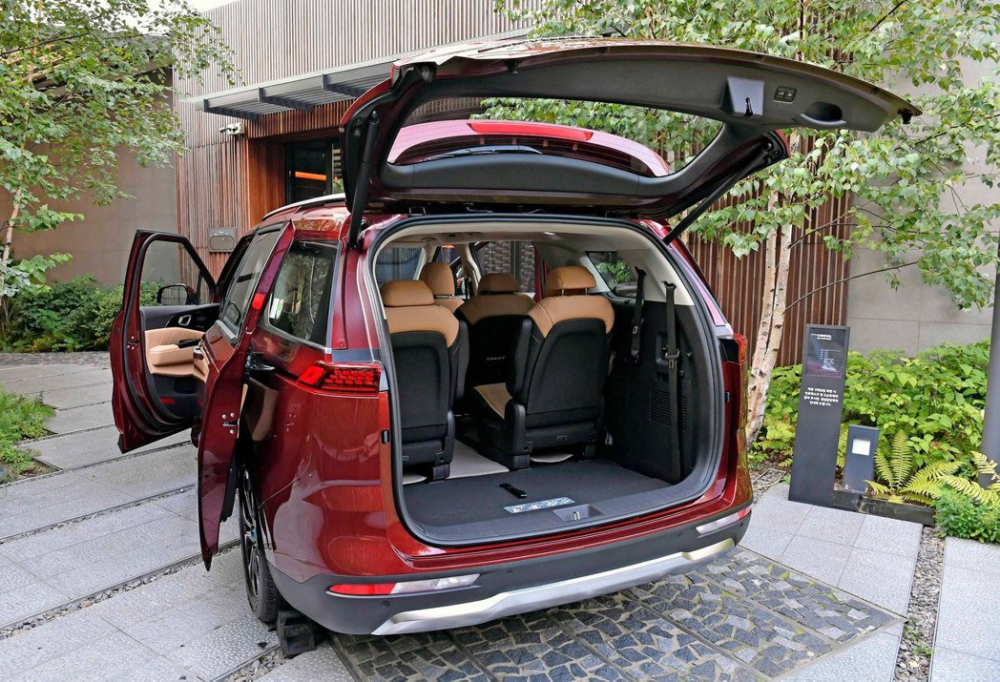 Kia Sedona 2021 sẽ về Việt Nam trong tương lai Kia Sedona 2021 sẽ về Việt Nam trong tương lai