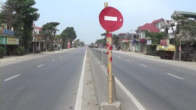 Biển b&aacute;o cấm đi ngược chiều
