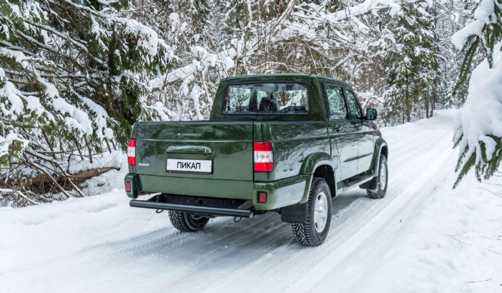 Giá xe UAZ Pickup