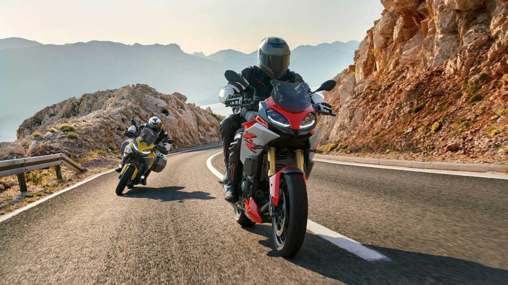 BMW F900XR 2020 BMW F900XR 2020