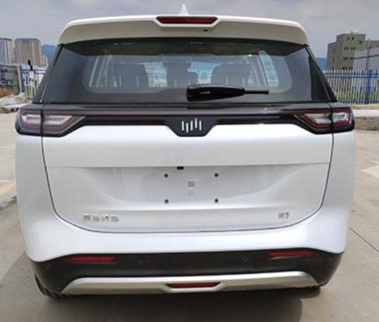 Hình ảnh rò rỉ của xe crossover chạy điện Weltmeister W3