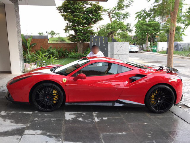 Si&ecirc;u xe Ferrari 488 GTB ở Đ&agrave; Nẵng được rao b&aacute;n 15 tỷ đồng