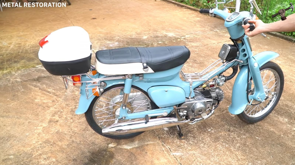 Bộ dạng chiếc Honda Super Cub C50 1978 sau khi phục chế Bộ dạng chiếc Honda Super Cub C50 1978 sau khi phục chế