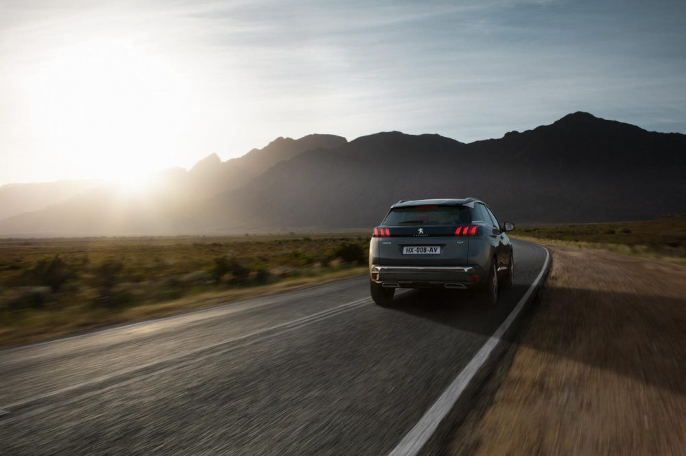 Peugeot 3008 2020 c&oacute; động cơ diesel BlueHDi