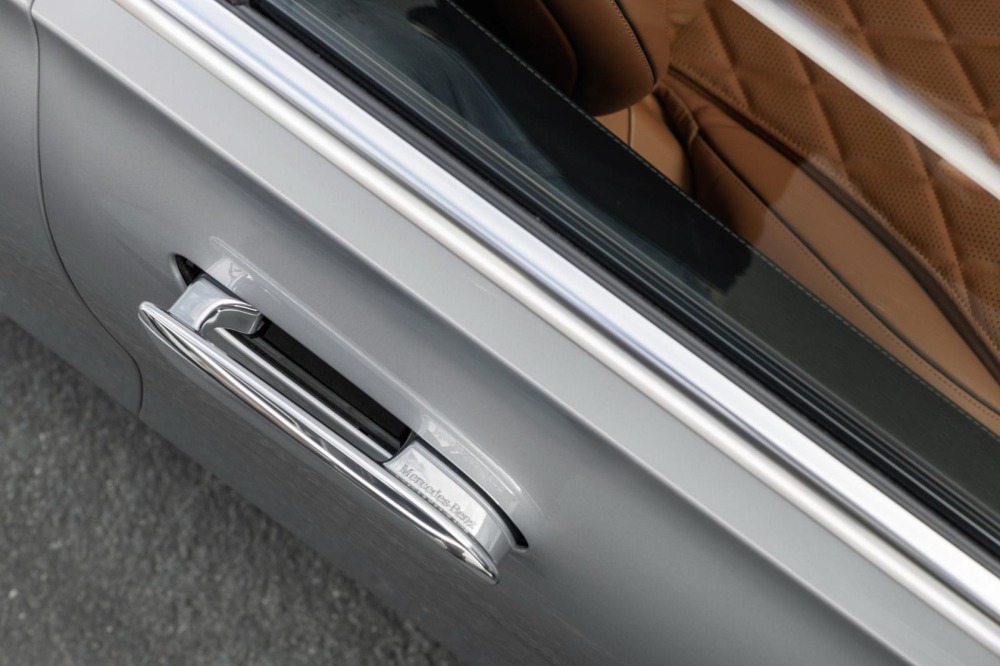 Tay nắm cửa có thể bật ra và thụt vào của Mercedes-Benz S-Class 2021 Tay nắm cửa có thể bật ra và thụt vào của Mercedes-Benz S-Class 2021
