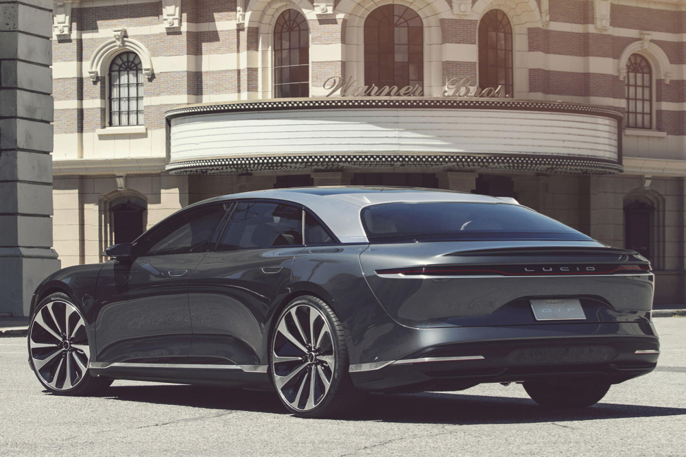 Ph&iacute;a sau của xe điện hạng sang Lucid Air