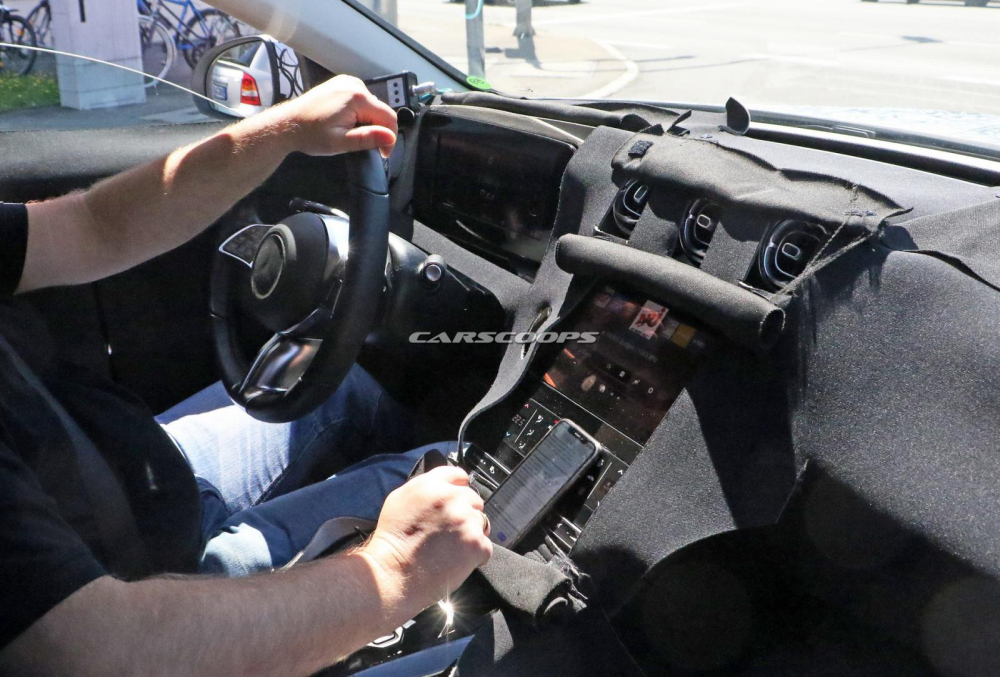 Hình ảnh nội thất của Mercedes-Benz C-Class 2022 trên đường thử Hình ảnh nội thất của Mercedes-Benz C-Class 2022 trên đường thử