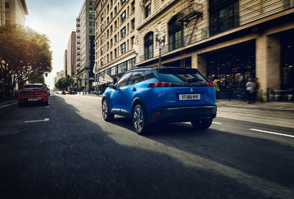 Ở thế hệ mới, Peugeot 2008 đ&atilde; tăng k&iacute;ch thước đ&aacute;ng kể