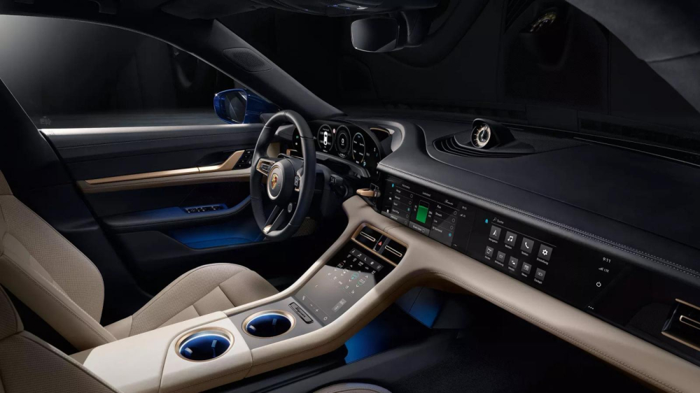Giá xe Porsche Taycan